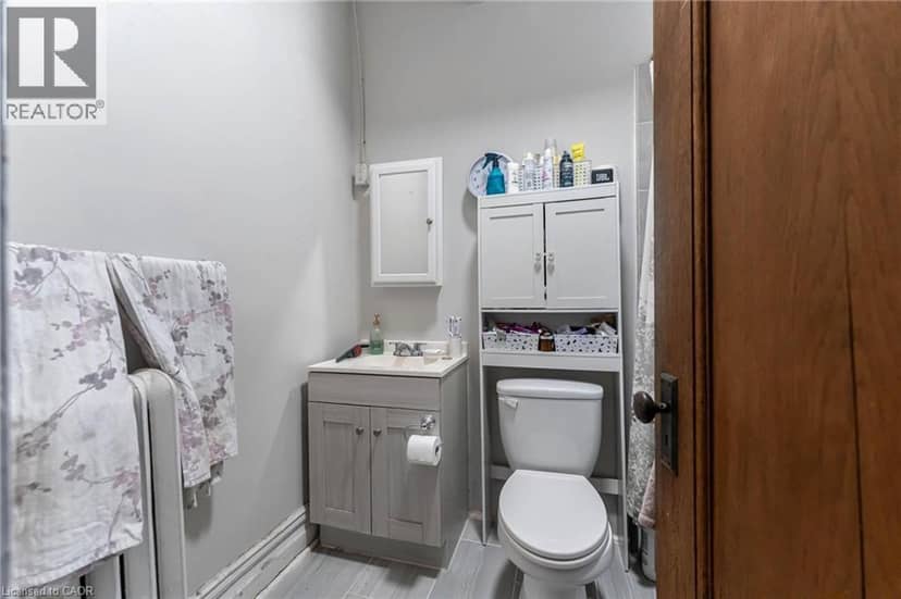 25 WEST Avenue S, Hamilton, photo 8