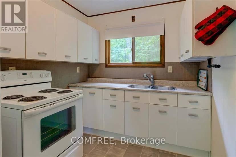 199 West Devil Lake Lane — photo 11 of 21