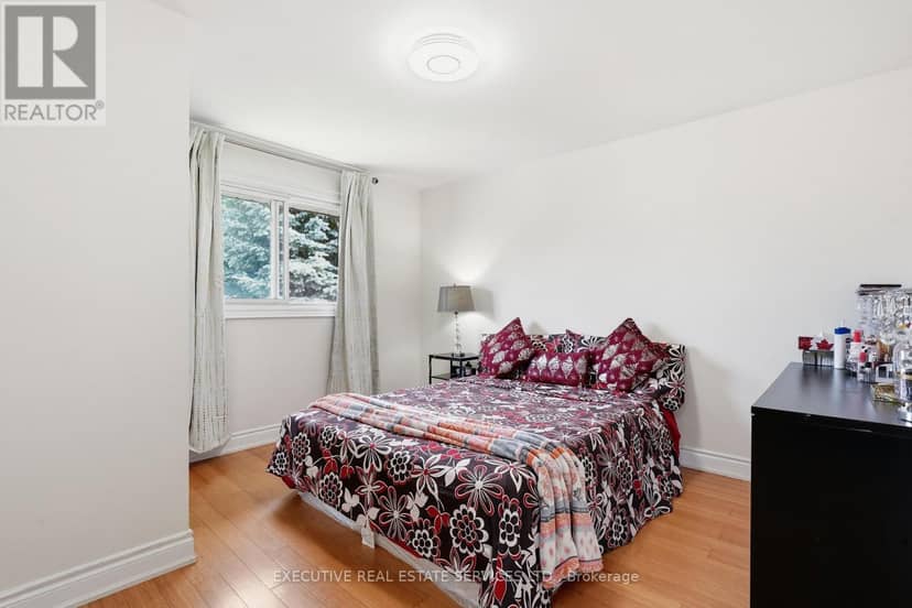 207 Christopher Drive — photo 20 of 40