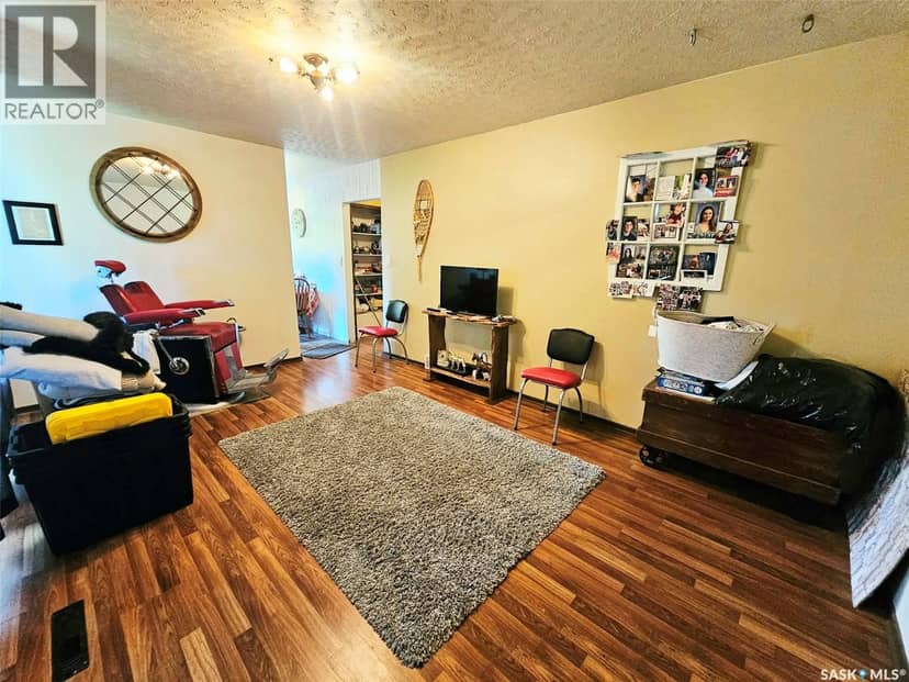 409 Royal PLACE — photo 2 of 40