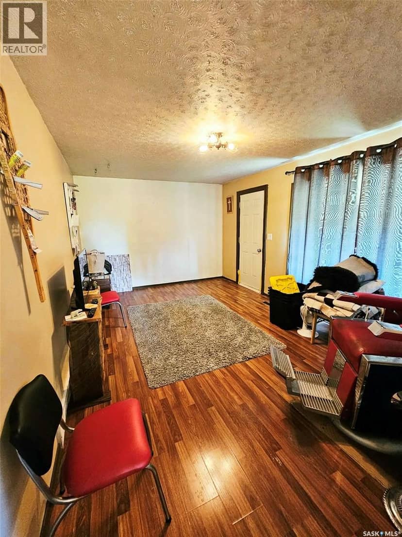 409 Royal PLACE — photo 4 of 40