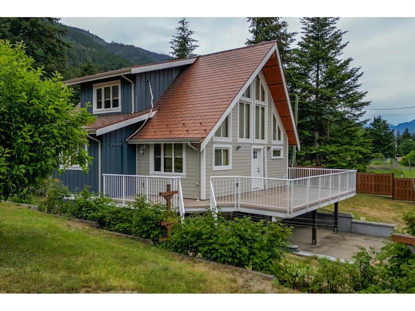 64922 NORTH BEND POST OFFICE ROAD, Fraser Canyon, Boston Bar