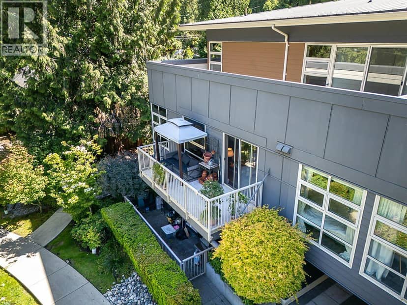 206 2832 CAPILANO ROAD, North Vancouver