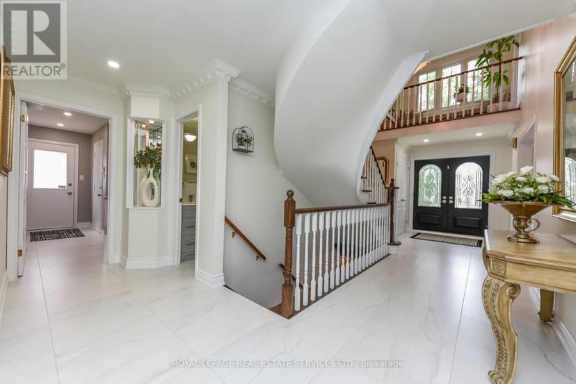 1338 Chalfield Drive — photo 6 of 40