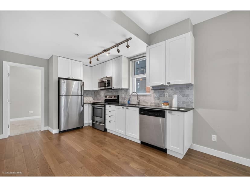 111 3080 GLADWIN ROAD, Abbotsford, photo 5