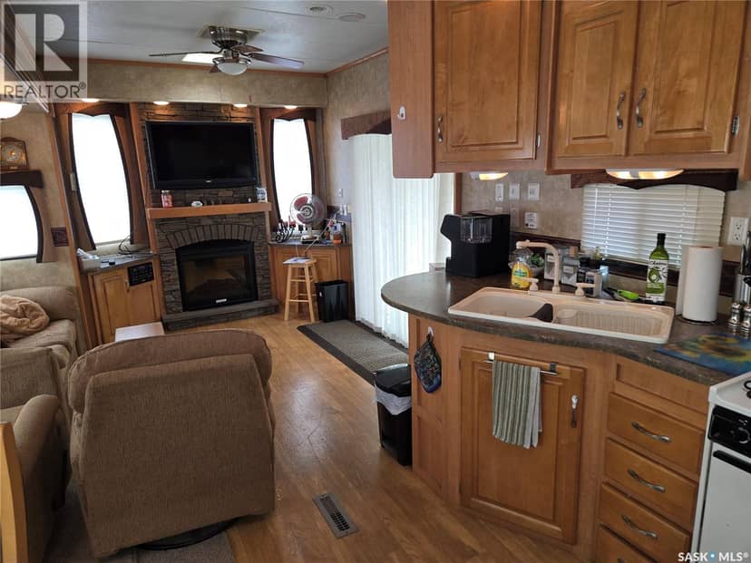 4 Ricks Loop Nobles Point RV Park, Candle Lake, photo 2