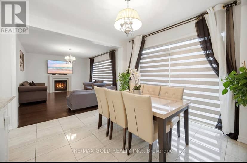 814 Green Street — photo 4 of 18