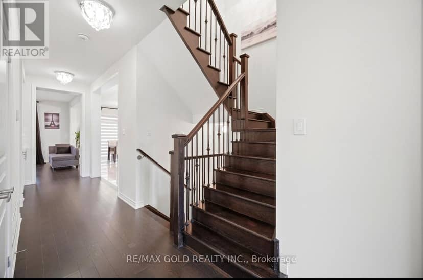 814 Green Street — photo 8 of 18