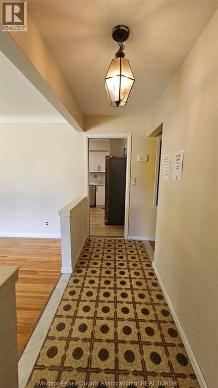 2721 Virginia Park Avenue — photo 2 of 26