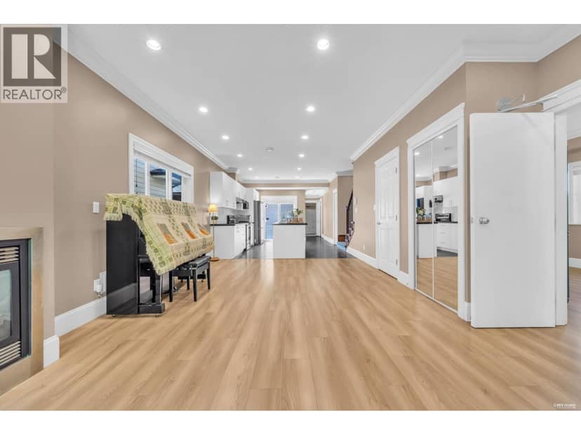 6600 GRANVILLE AVENUE, Richmond, photo 2