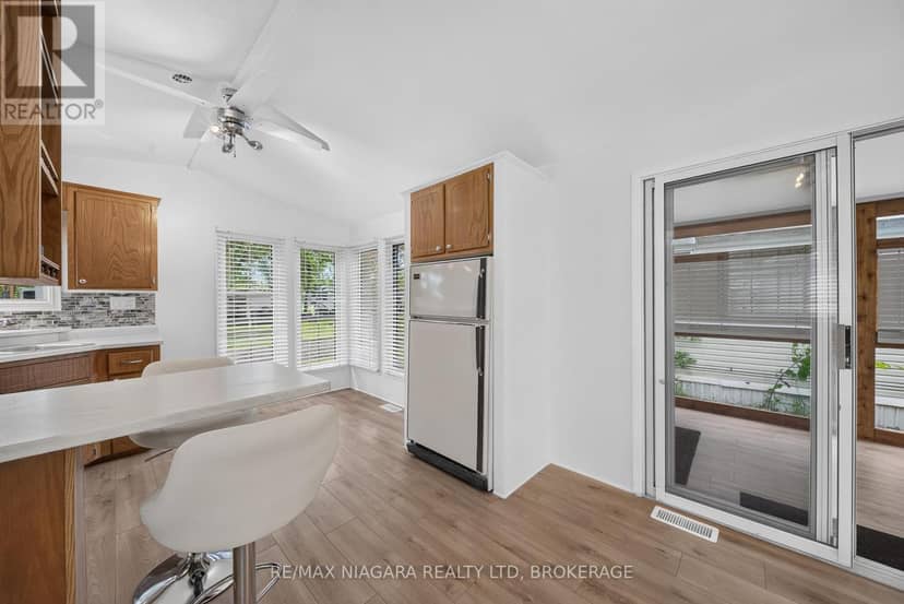 234 - 8845 Lundys Lane — photo 13 of 28