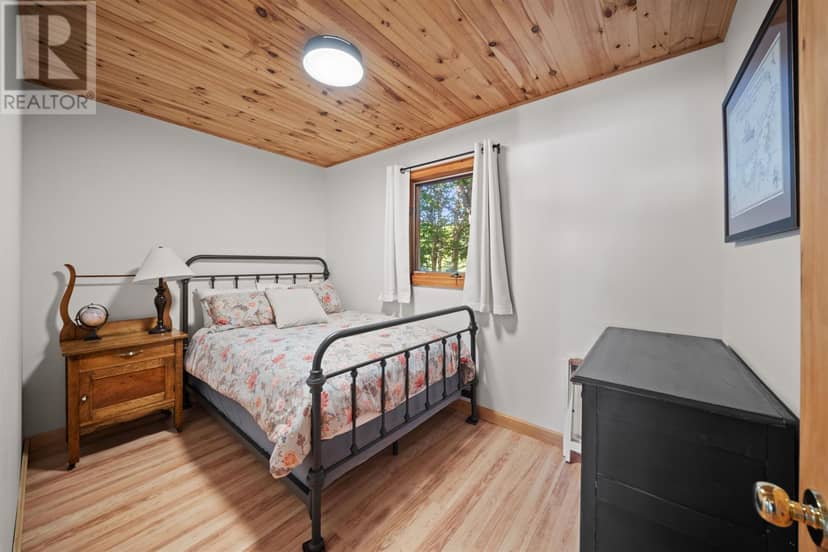 71 Pitt Island Road — photo 19 of 40