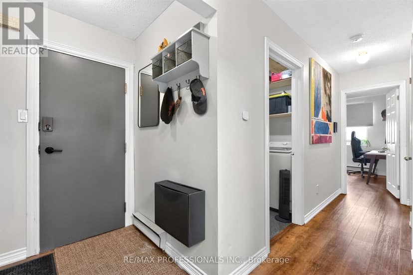 10-12 Snider Avenue, Toronto, photo 4