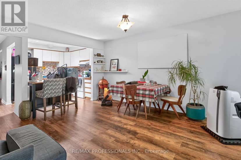 10-12 Snider Avenue, Toronto, photo 7