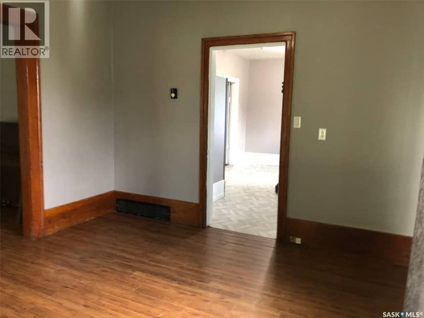 202 1st AVENUE NW — photo 23 of 40