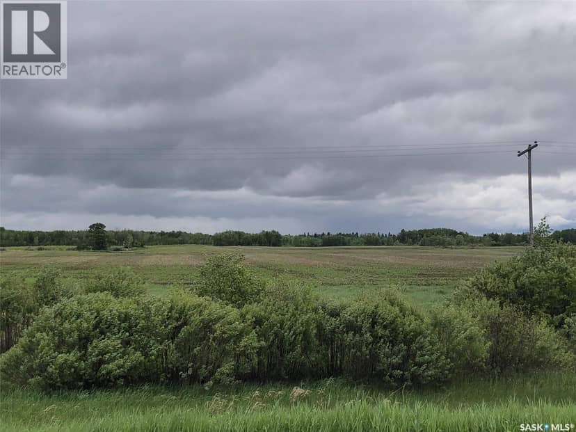 Neustaeter Farm — photo 13 of 40