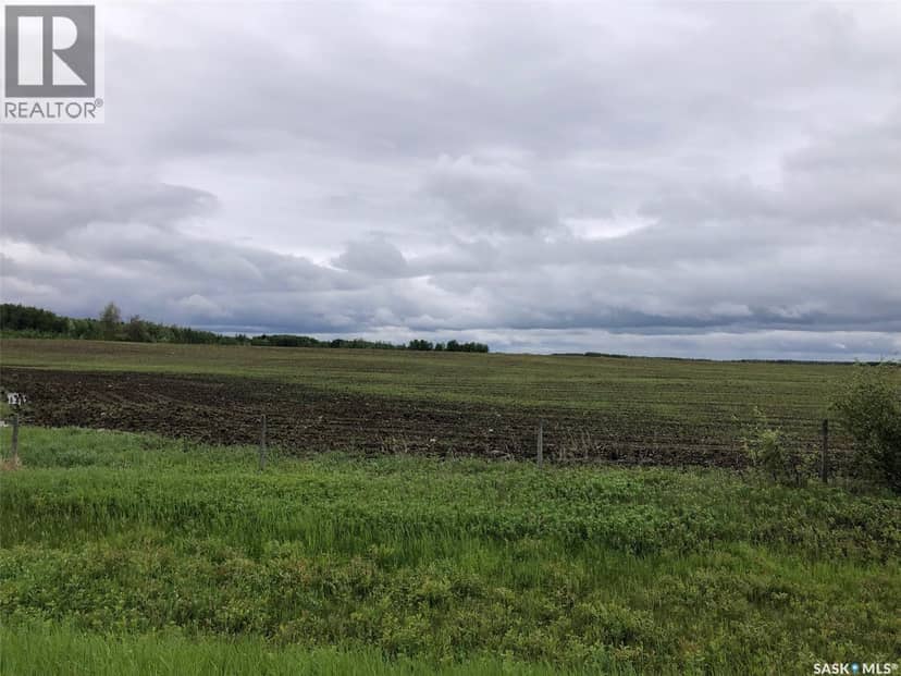 Neustaeter Farm — photo 16 of 40