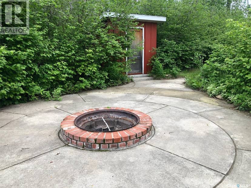 Neustaeter Farm — photo 21 of 40