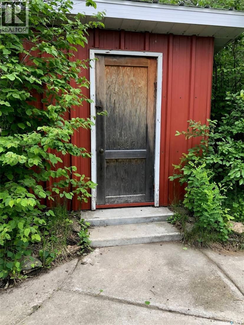 Neustaeter Farm — photo 22 of 40
