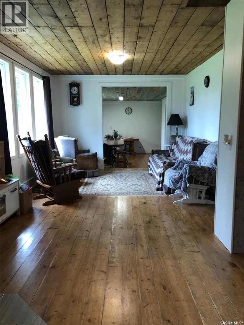 Neustaeter Farm — photo 25 of 40