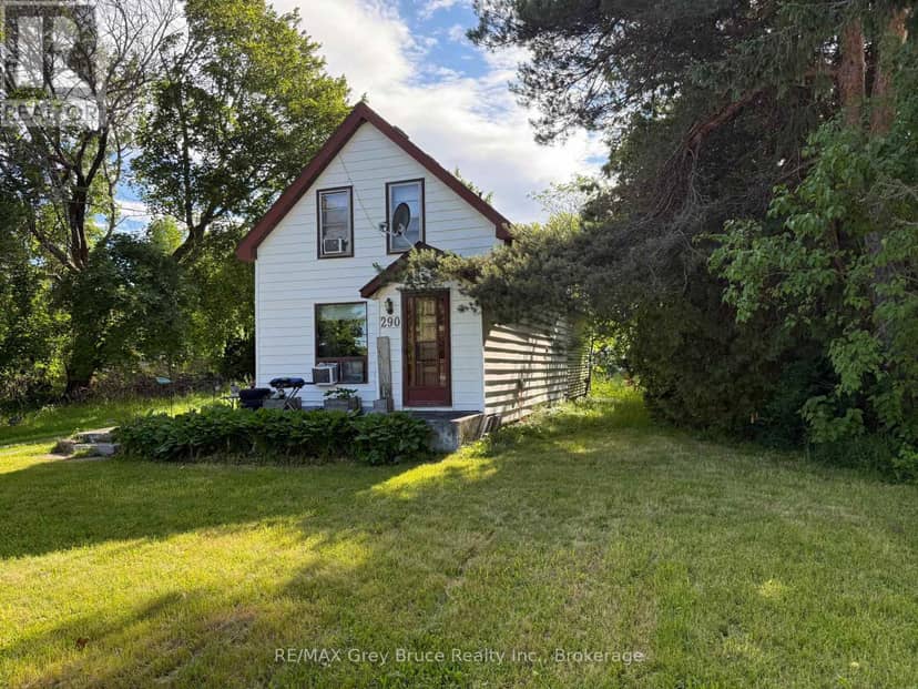 290 Berford Street — photo 3 of 11