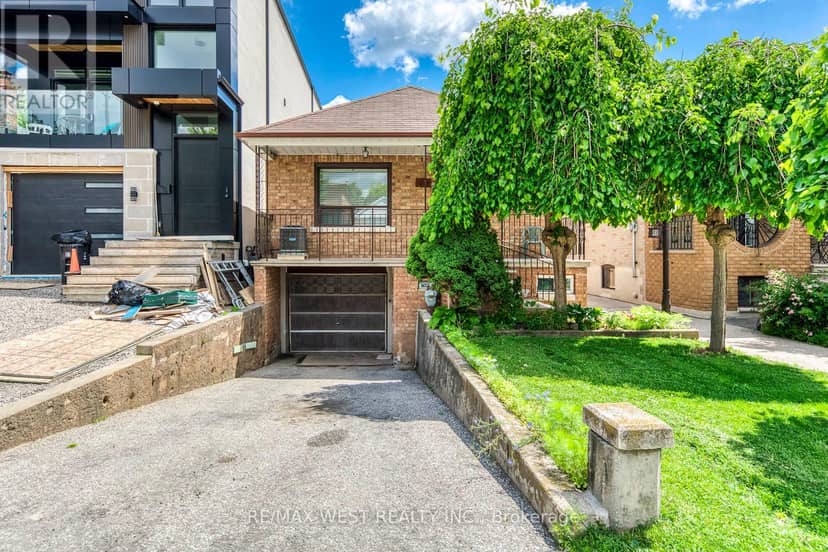 49 Montcalm Avenue — photo 2 of 40