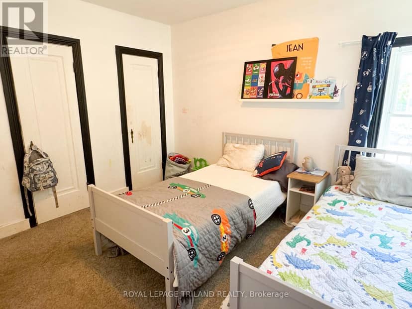 100 Sunset Drive — photo 12 of 28
