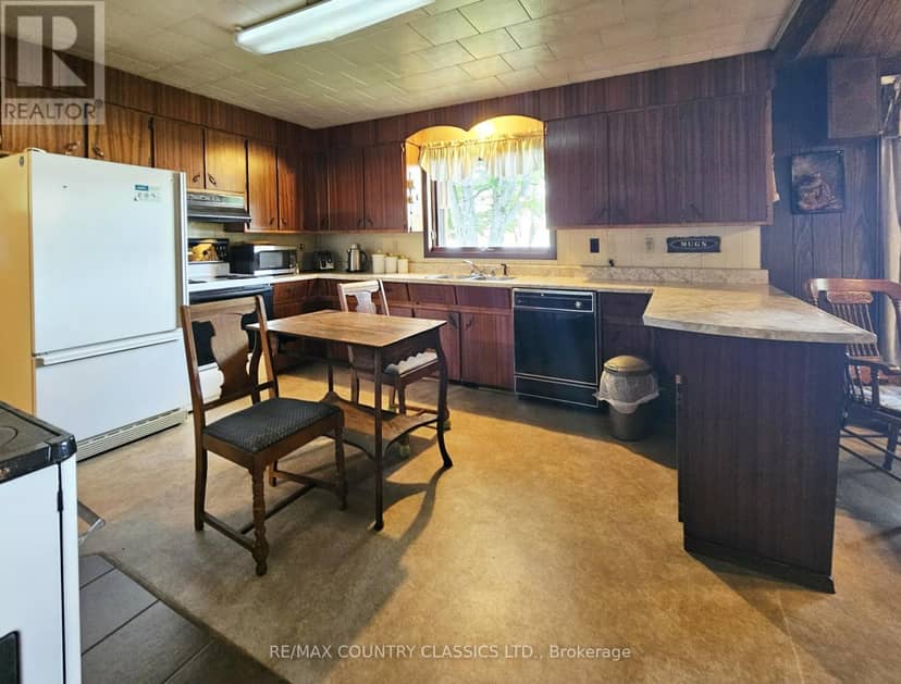 107 Maika Road — photo 9 of 31