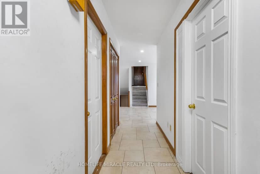 4 Eastwood Drive — photo 5 of 34