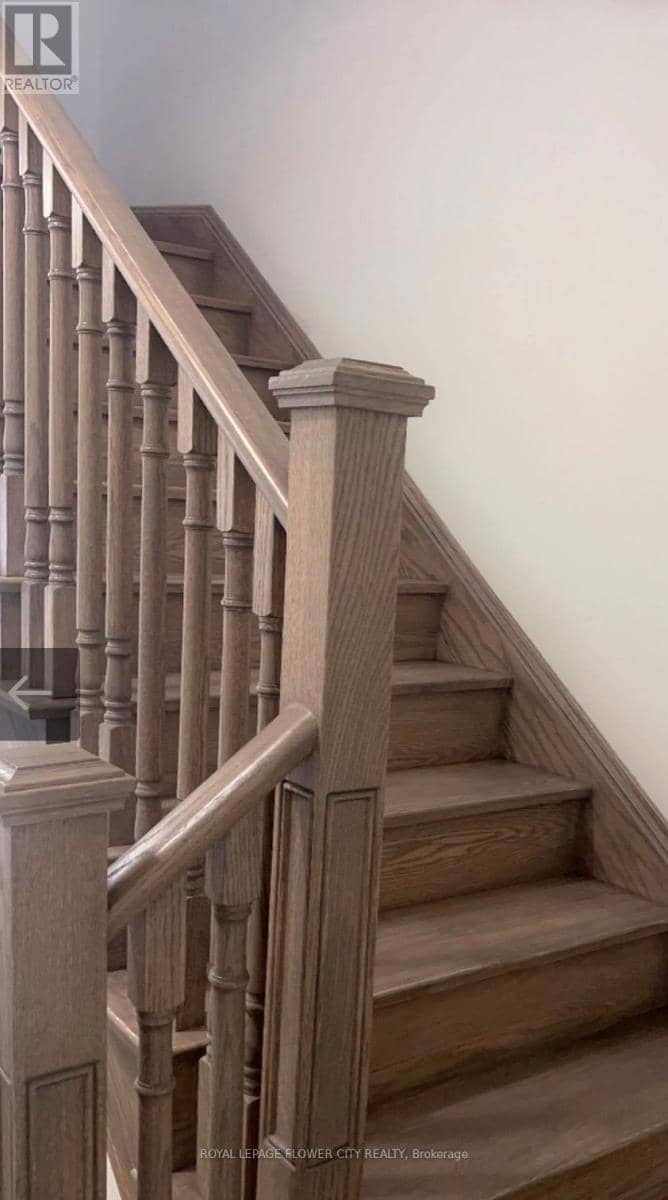 89 Baker Street — photo 10 of 11