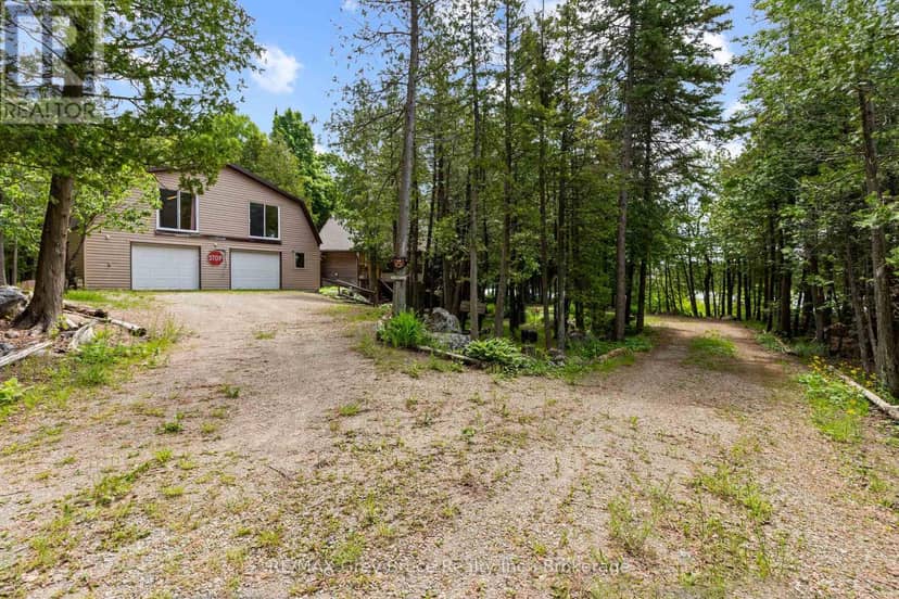 27 Hope Drive — photo 3 of 40