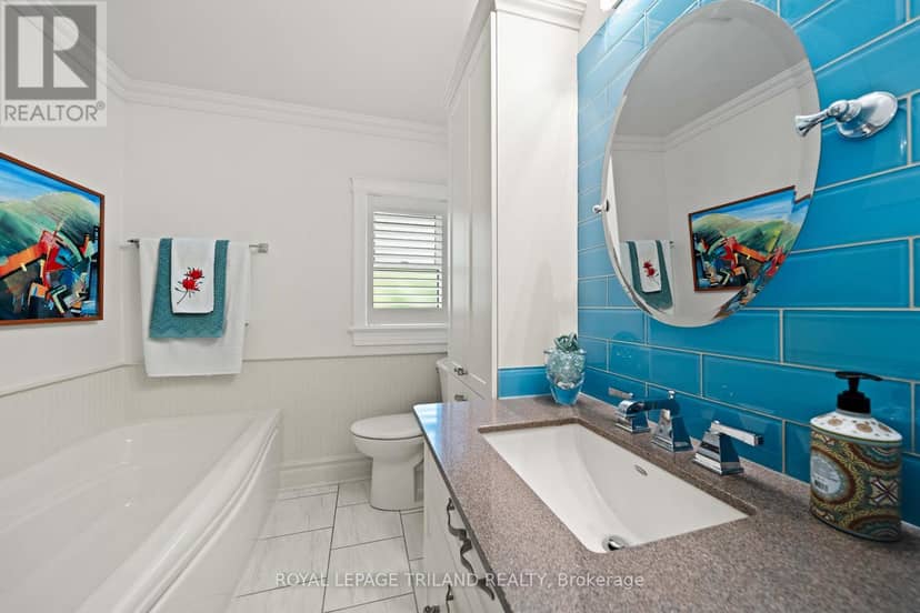 31 Chalmers Street — photo 18 of 40