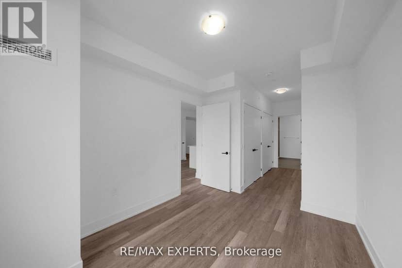 203 - 2075 King Road — photo 14 of 40