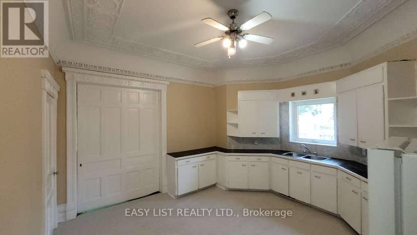 626 Lorne Avenue — photo 5 of 34