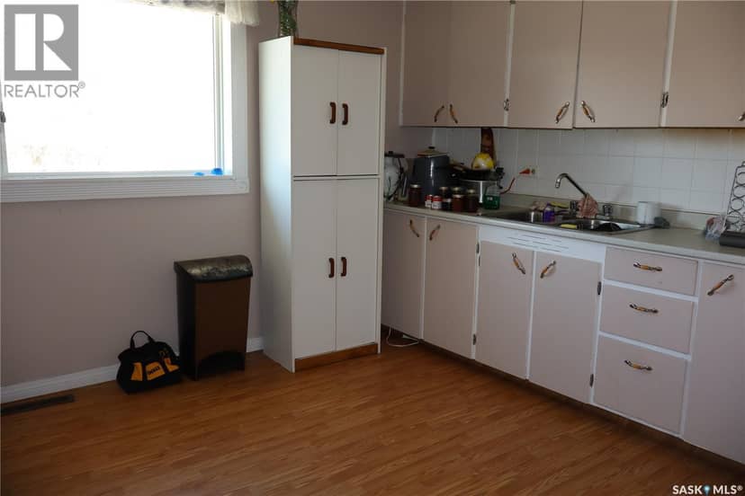 11 4th STREET, Willow Bunch, photo 7