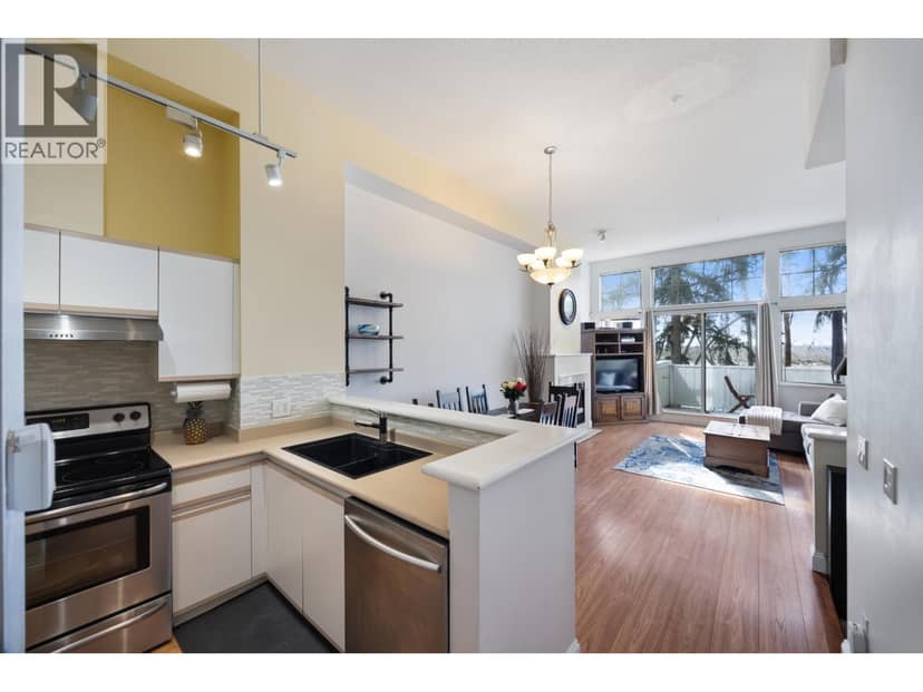 5 3586 RAINIER PLACE, Vancouver