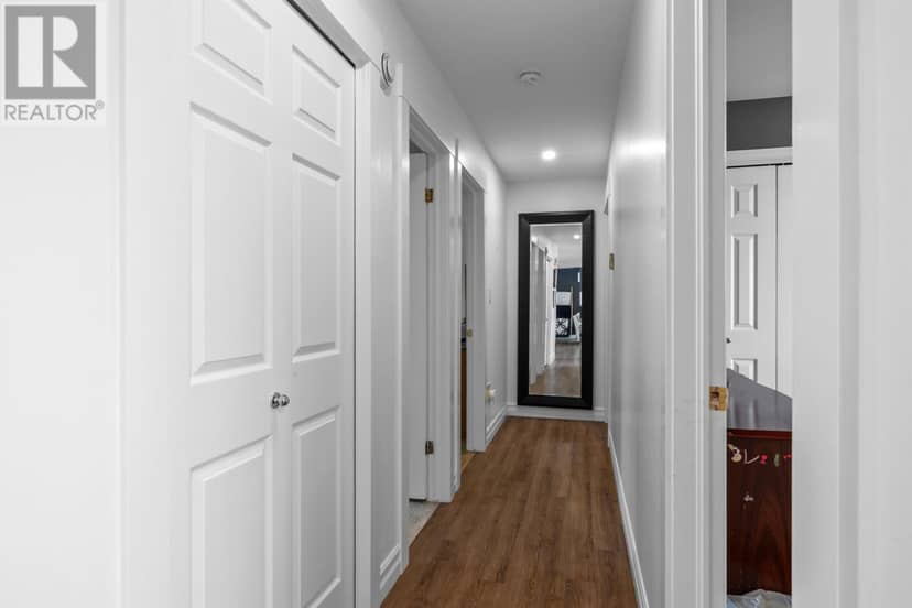 102 Crozier Drive — photo 21 of 40