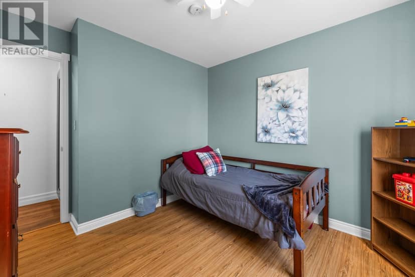 102 Crozier Drive — photo 27 of 40