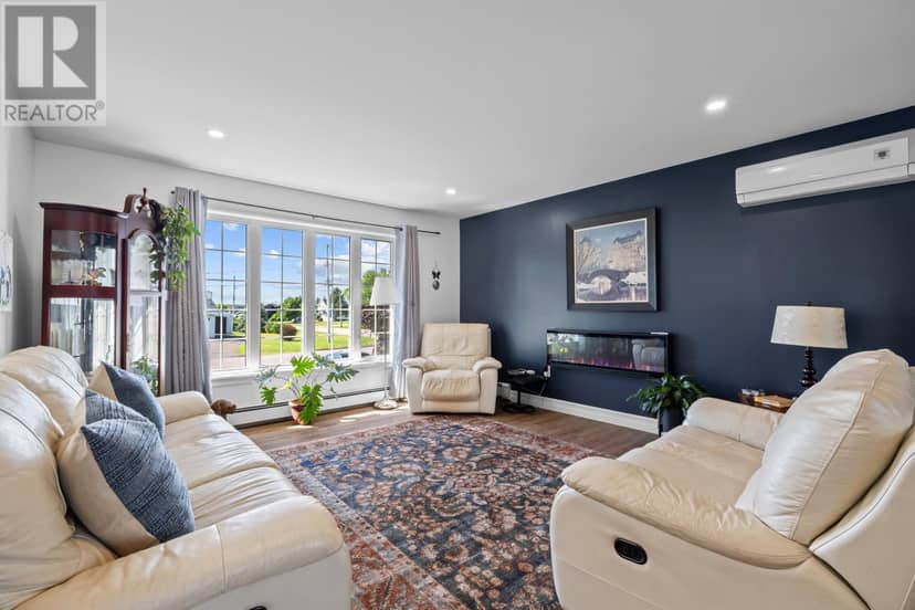 102 Crozier Drive — photo 9 of 40