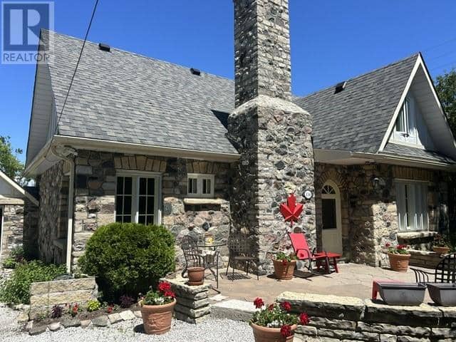 150 Queen Street — photo 13 of 40
