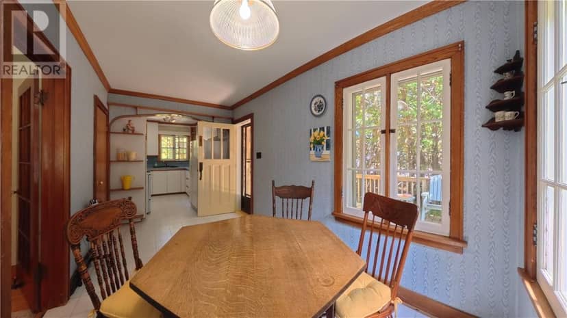 150 Queen Street, Manitowaning, photo 7