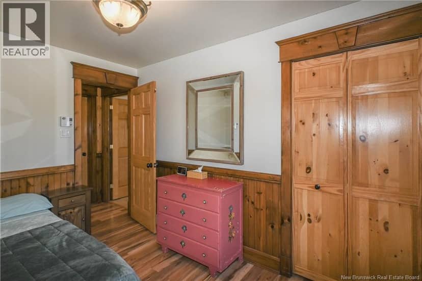 449 Gauvin Street — photo 33 of 40