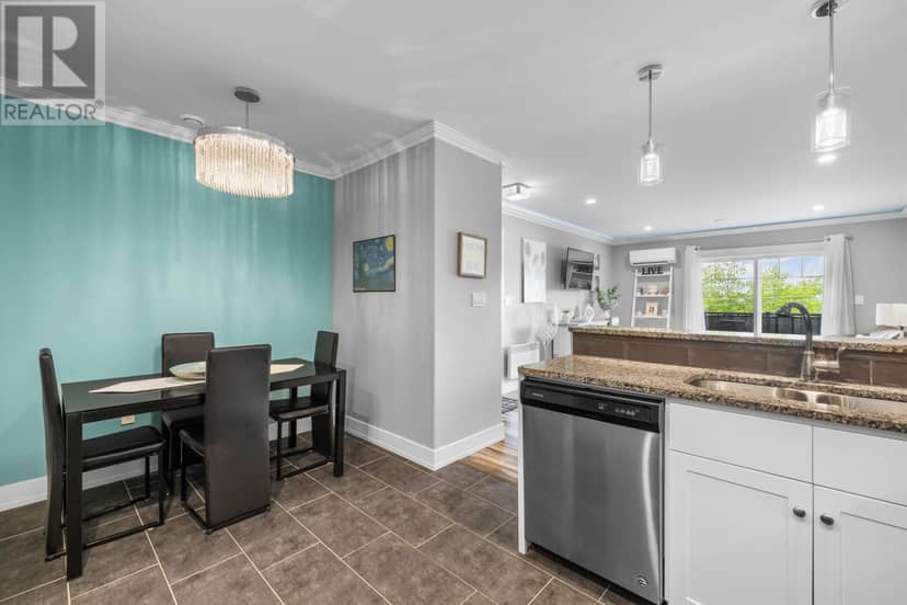 305 204 Shakespeare Drive — photo 16 of 40