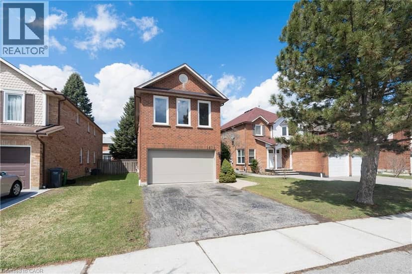 1471 PICKWICK Drive — photo 2 of 29