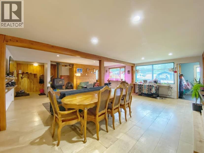 4225 12TH AVENUE, New Hazelton, photo 6
