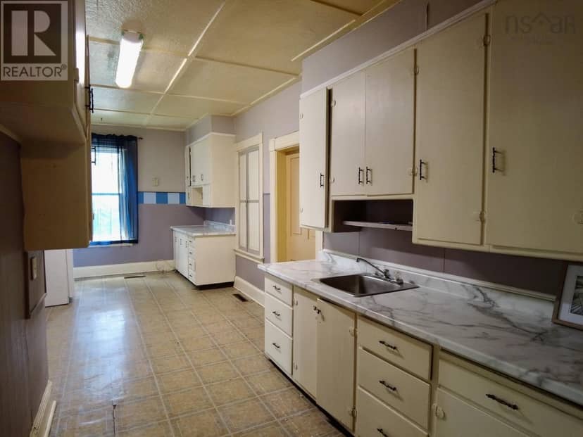 167 Lower Main Street — photo 17 of 40