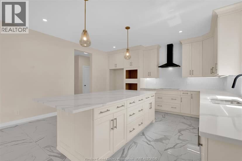 4509 Ursula — photo 20 of 40