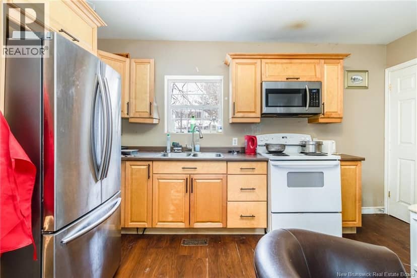 490 Golf Street — photo 19 of 27