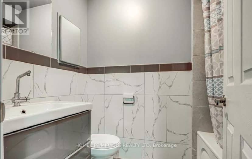 12 - 4200 Kingston Road — photo 17 of 24