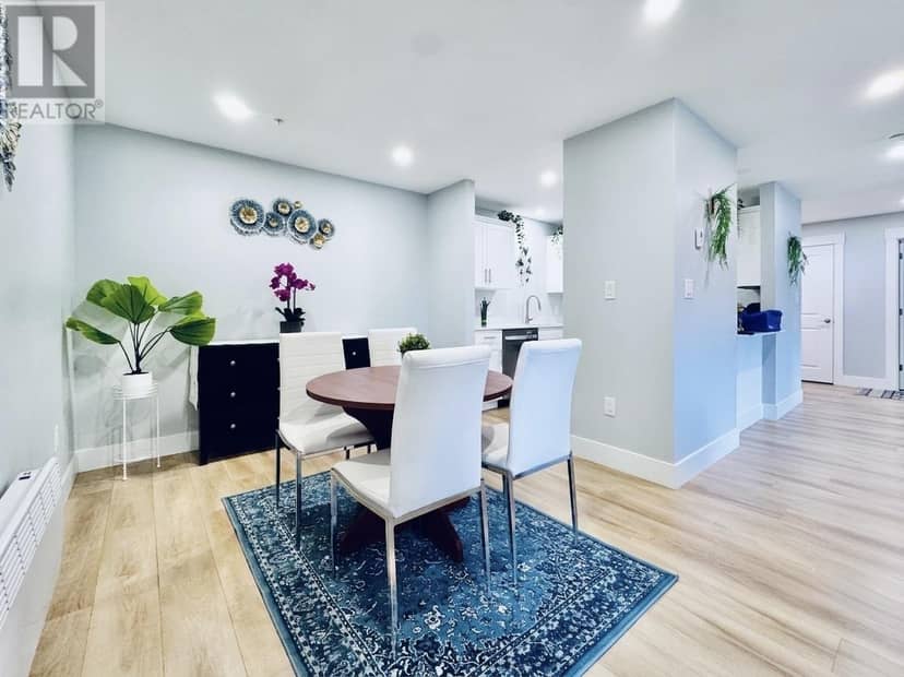305 24 Gilbert Drive — photo 11 of 32